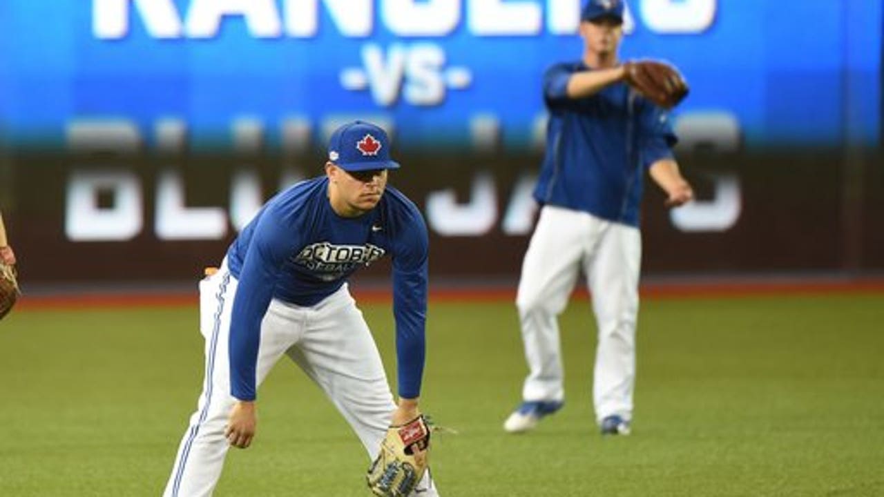 Blue Jays turn to Sanchez in search of sweep over Rangers